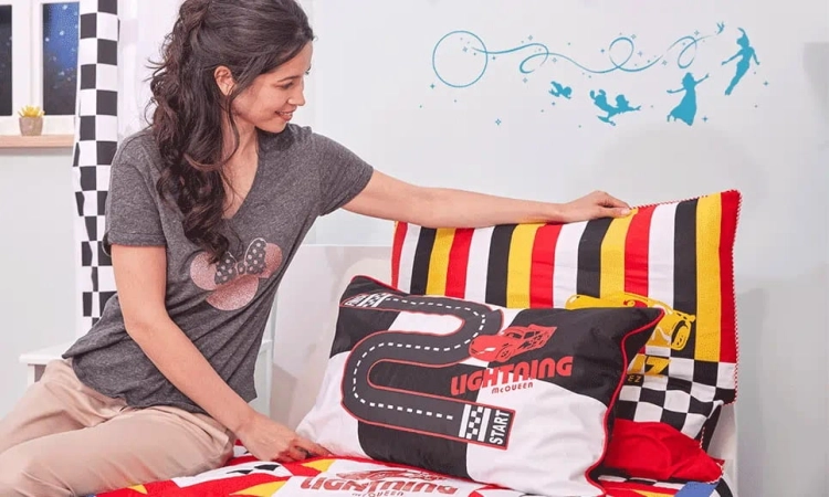 SDX2250D-lightning-mcqueen-bedding.jpg