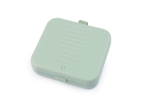 Przybornik do szycia w pudełeczku magnetycznym jasnozielony