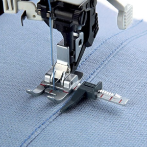  Stopka z regulowanym prowadnikiem do maszyn Pfaff 