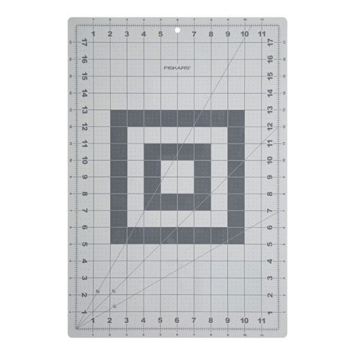 fiskars-mata-podkladkowa-45-30.jpg