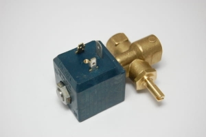 Elektrozawór kątowy mały CEME 1/4 z regulacją bez pokrętła