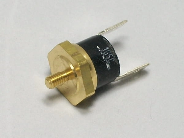 43647200.jpg