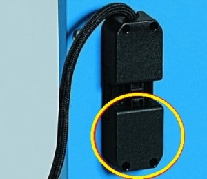 Gniazdo elektryczne BATTISTELLA 20825 łączące żelazko z wytwornicą