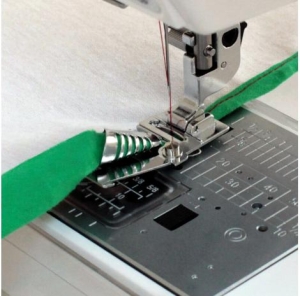 Lamownik Janome (rotacyjny 9 mm)