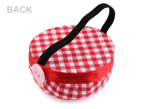 poduszeczka-na-szpilki-w-kratke-1.jpg